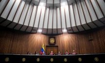 Върховният съд на Венецуела обяви ръководството на парламента за нелегитимно