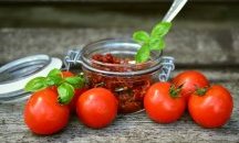 Защо е полезно доматеното пюре за мъжете