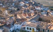 Airbnb плаща да живеете в италиански град и да готвите паста