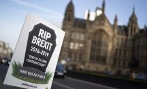 Европарламентът обсъжда Brexit, британските депутати дадоха мандат на Тереза Мей за предоговаряне