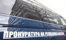 Прокуратурата разследва инцидента с падналата метална врата върху петгодишно дете в Пазарджик
