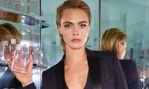 Кара Делевин се съблече за реклама на „Балмен“