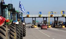 Гръцките фермери блокираха пътя Серес-Солун