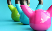 Предимства и недостатъци на гирите и спортните уреди