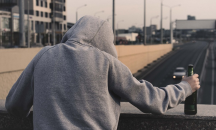 Защо махмурлукът причинява безпокойство