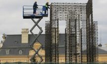 "Бронзовата къща" може да бъде заменена от "Един човек" с 56 екрана