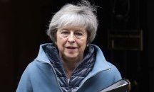 Тереза Мей отново се изправя пред британските депутати за Brexit
