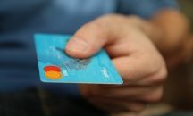Безконтактните транзакции поскъпват около Свети Валентин