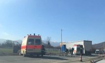 Мъж загина при тежка катастрофа между ТИР и лека кола на Е-79