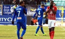 Автогол и спорен червен картон за ЦСКА донесоха победа на "Левски"