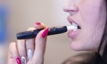 Независимо проучване доказва, че бездимните цигари са вредни колкото и старите