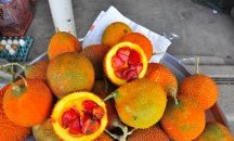 Гак е чудат плод, който има вкус на краставица, пъпеш и морков едновременно