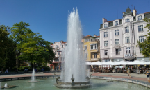 Капсула на времето беше вградена в Централния площад на Пловдив