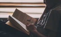 Музиката пречи на творческите способности, установиха учени