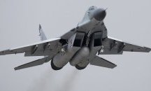 МиГ-29 се разби край Варшава, пилотът е катапултирал