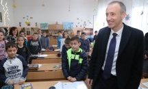 Красимир Вълчев: Анкетата Selfie е спряна у нас
