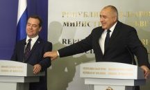 Психолог разтълкува жестовете на Борисов и Медведев при срещата им
