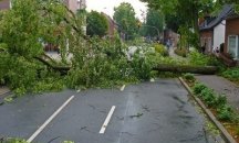 Ураганен вятър остави хиляди хора без ток в Румъния