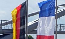 Франция се съгласи на общ парламент с Германия