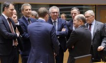 Отложиха с месец новия помощен транш за Гърция