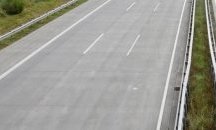 Двама пътни работници и водач на лек автомобил са пострадали при катастрофа на АМ „Тракия“