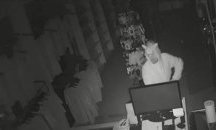 Мъж, облечен като еднорог, се опита да обере магазин в Балтимор