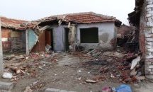 Събориха 30 незаконни постройки в столичния квартал "Захарна фабрика" (ОБНОВЕНА)