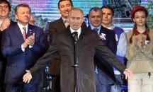 Путин проговори на украински на честванията за анексирането на Крим