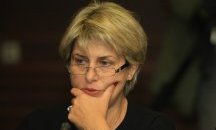 Весела Лечева: Очаквах Станишев сам да оттегли номинацията си за евроизборите