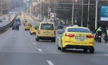 Таксита преминаха през София в протест срещу компания за споделени пътувания