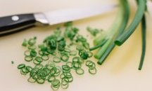 Лукът и чесънът ни защитават от рак на гърдата