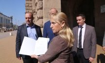 БСП се обяви против изграждането на кризисни бежански центрове