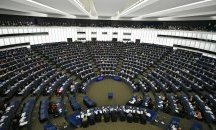 Европейският парламент няма да гласува днес пакета "Мобилност"?