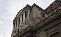 Британският паунд се срина заради несигурността около Brexit