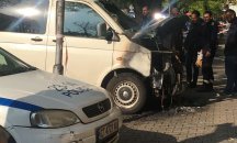 Бус горя на метри от Общината в Стара Загора