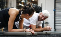 Какво прави Нина Добрев със Зак Ефрон