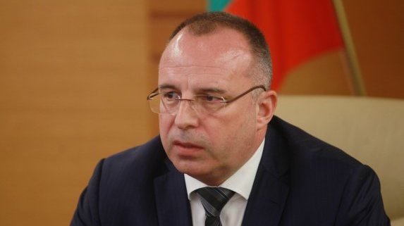 Браншови организации искат оставката на земеделския министър