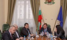Каракачанов събира ръководството на МВР заради напрежението в Габрово