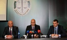 Ромите-лихвари от Димитровград остават в ареста