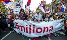Започна поредният и най-голям антиправителствен протест в Белград