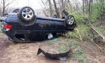 Кола се обърна по таван в дере на „Симеоновско шосе” в София