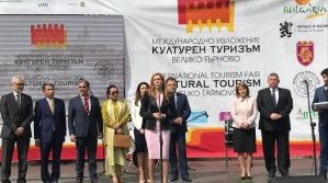Ангелкова: Приходите от чужди туристи бележат ръст през последните месеци