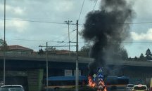 Кола се запали на Четвърти километър в София