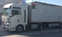 Откриха 59 нелегални мигранти в откраднат български камион в Гърция