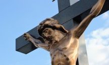 Исус Христос като гей възмути стотици хиляди зрители в Бразилия