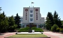 Бойко Борисов отива в УНСС да търси решение на проблема