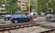 Жена с над 3 промила се заби в стълб на централен столичен булевард