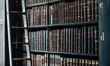 Кои са петте най-търсени книги на хартия през последните 10 години