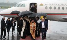 Вижте как Благодатният огън пристигна в София