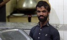 Пакистански сервитьор доби световна слава заради прилика с герой от "Игра на тронове"